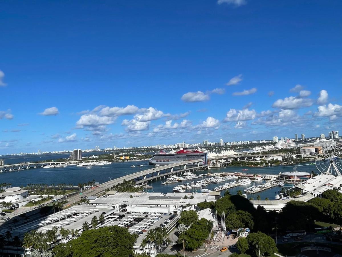 Beautiful Downtown Ocean View. Apartment Маями Екстериор снимка